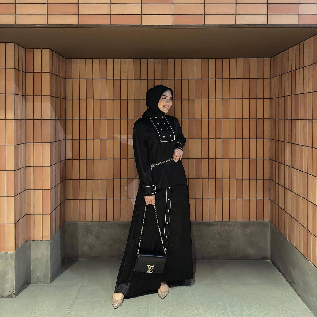 outfit syar'i untuk selametan haji (instagram.com/citraciki)
